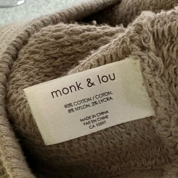 Monk & Lou Sweater - Picture 4 of 7